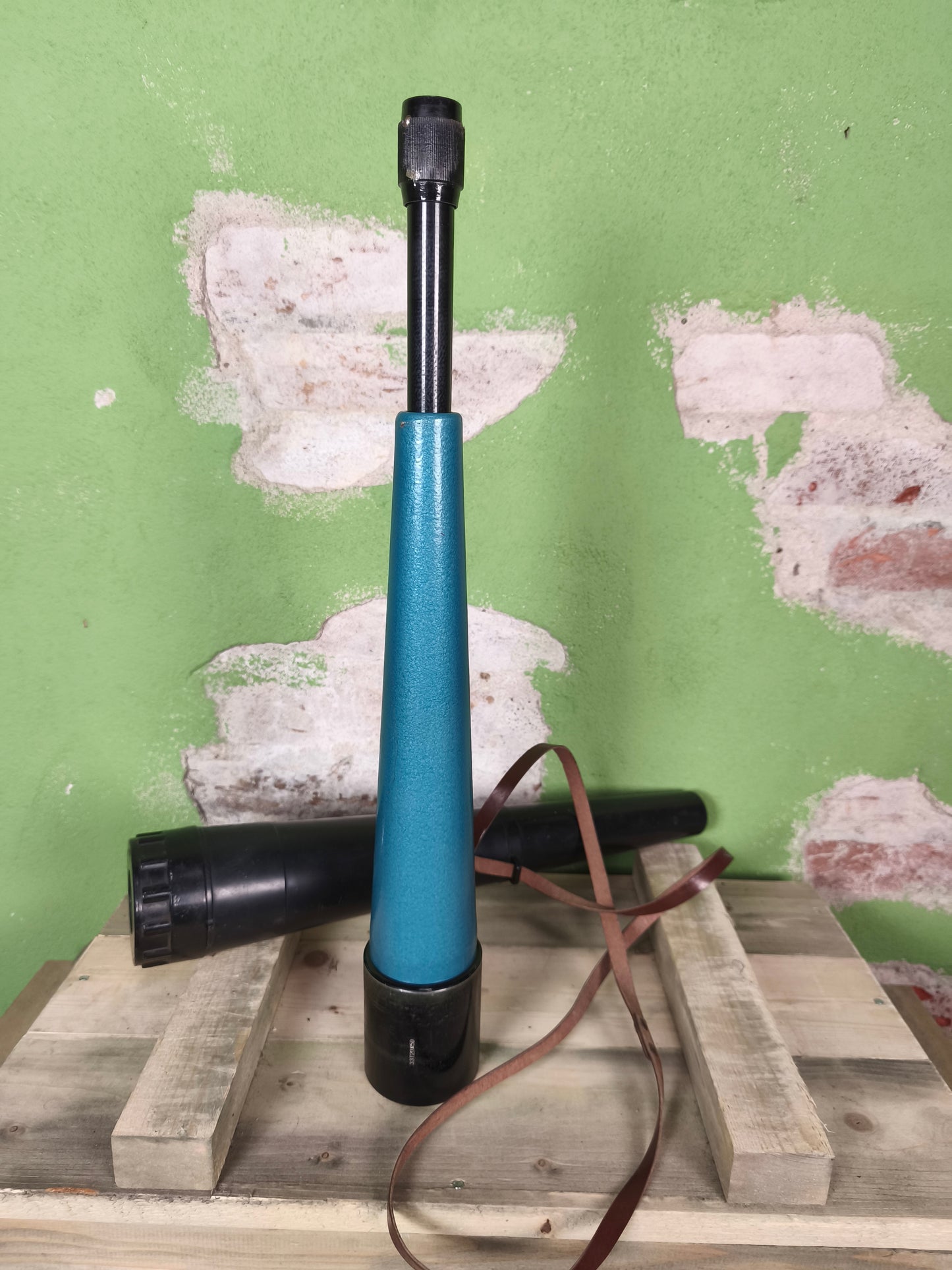 Soviet 1977 Spyglass 33T20x50