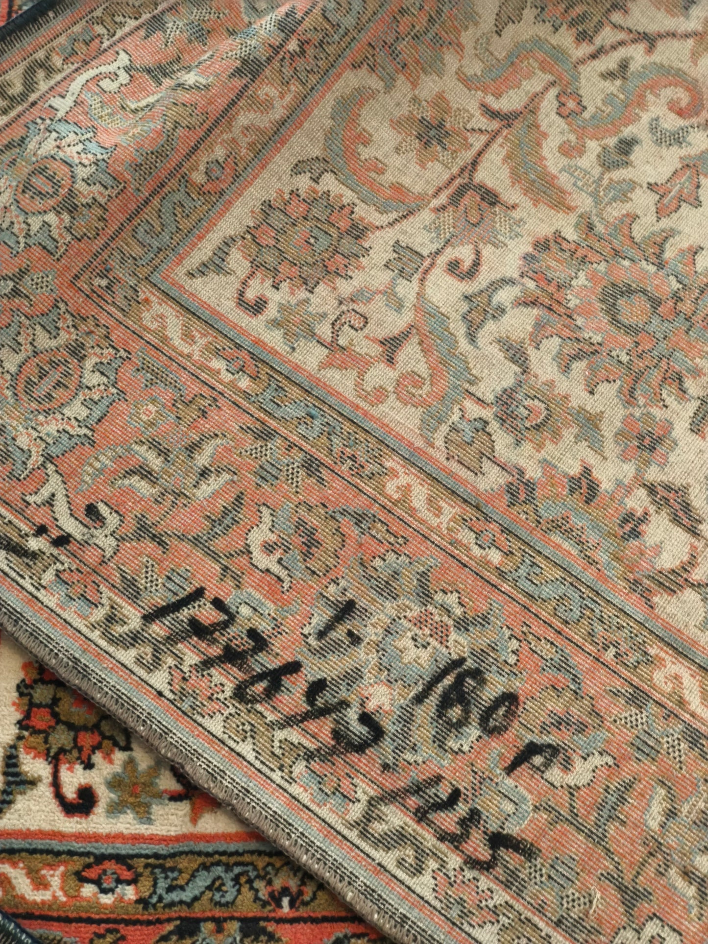 Soviet Wall Carpet 300x200cm / 6.5 x 9.8 feet II