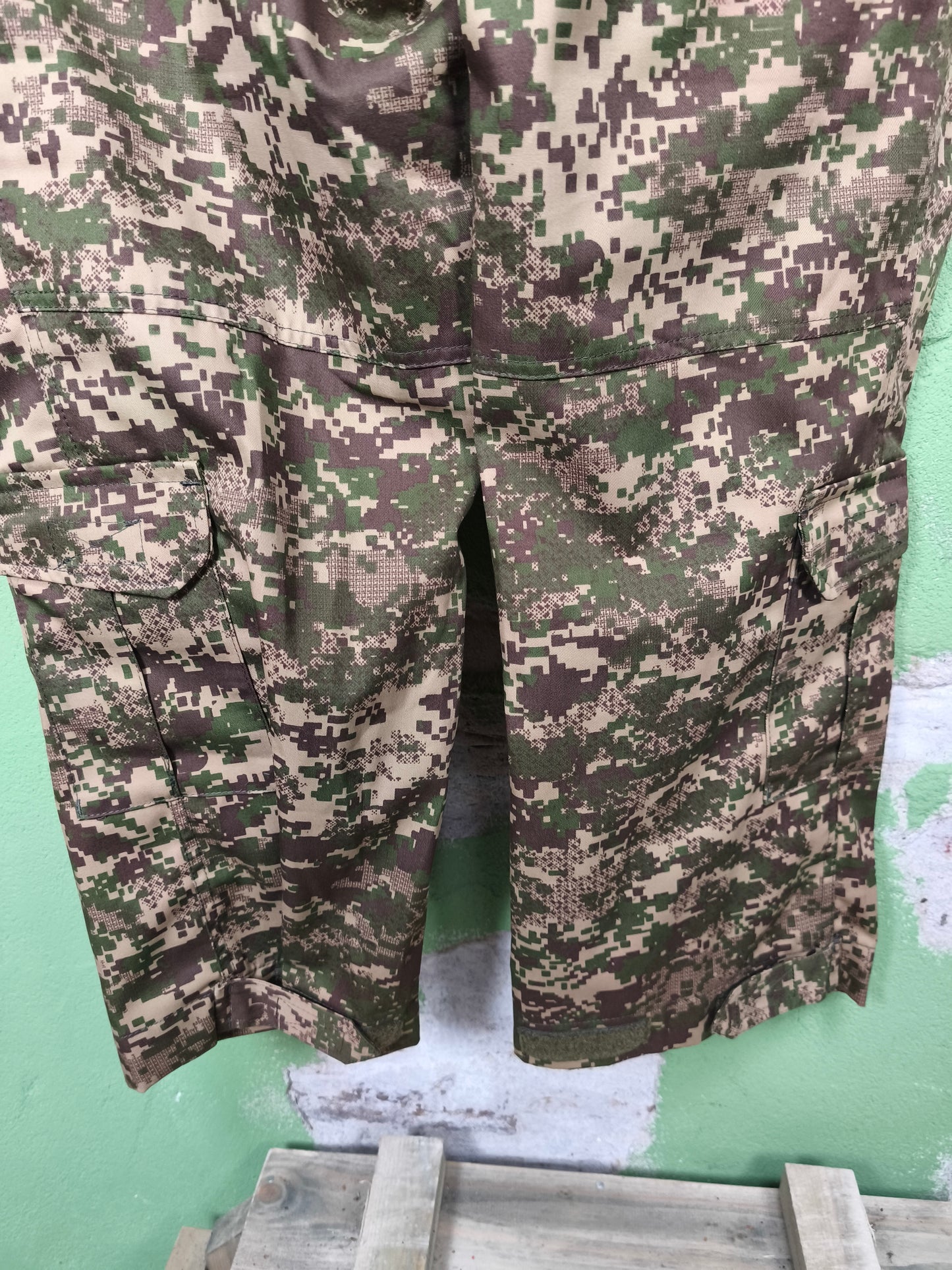 Unissued 2024 Ukrainian Army  "Predator" Field Uniform [52/3]
