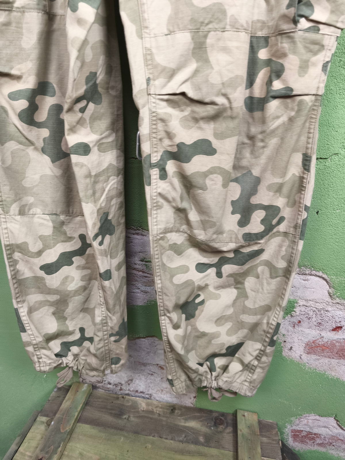 Issued Polish Desert Pantera Field Pants Large- Regular
