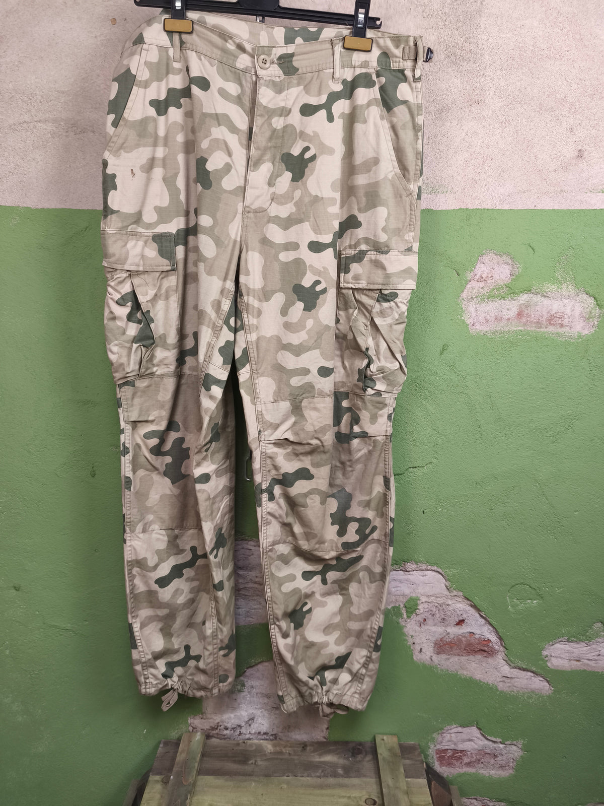 Issued Polish Desert Pantera Field Pants Large- Regular