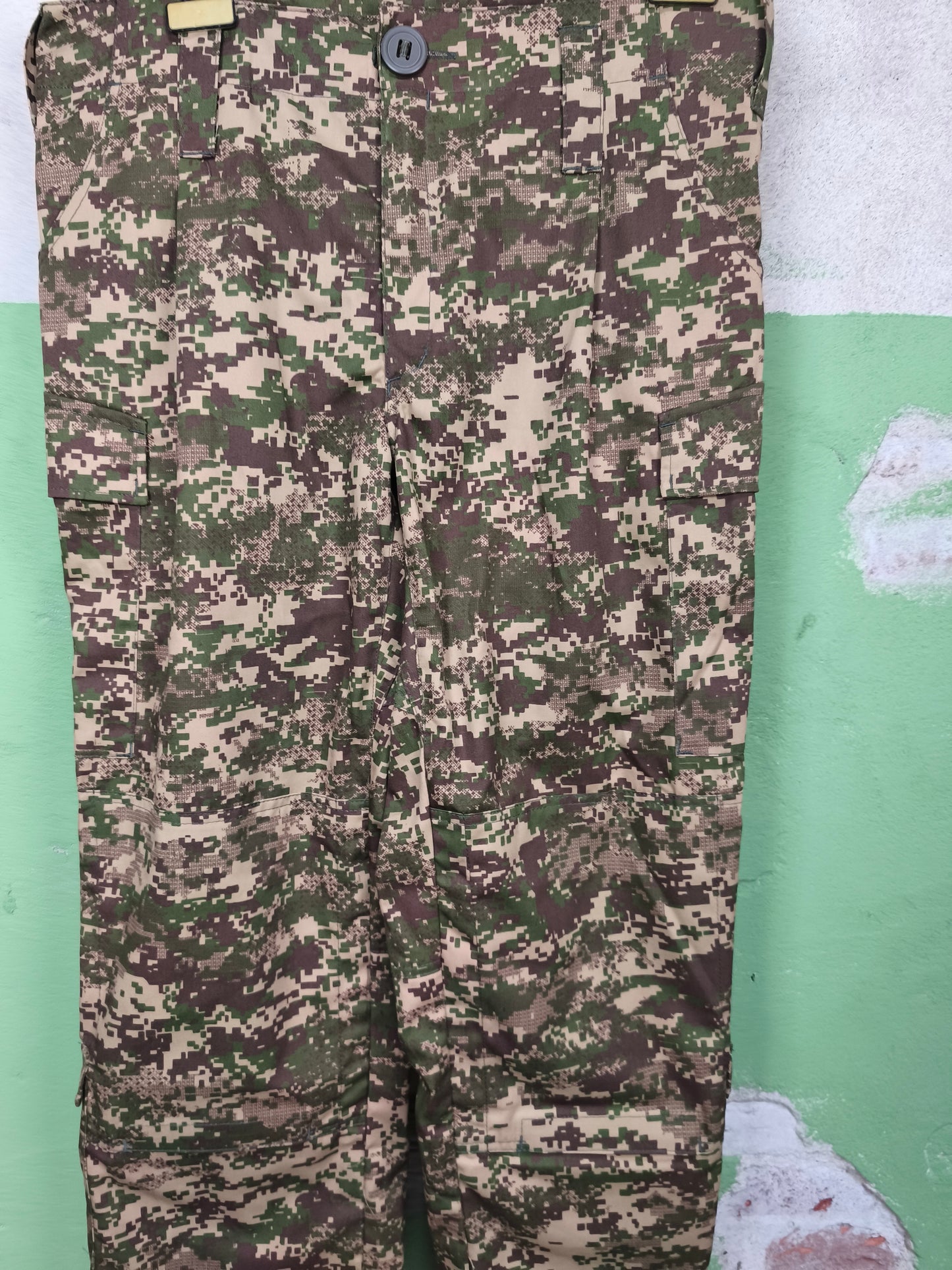 Unissued 2024 Ukrainian Army  "Predator" Field Uniform [52/3]