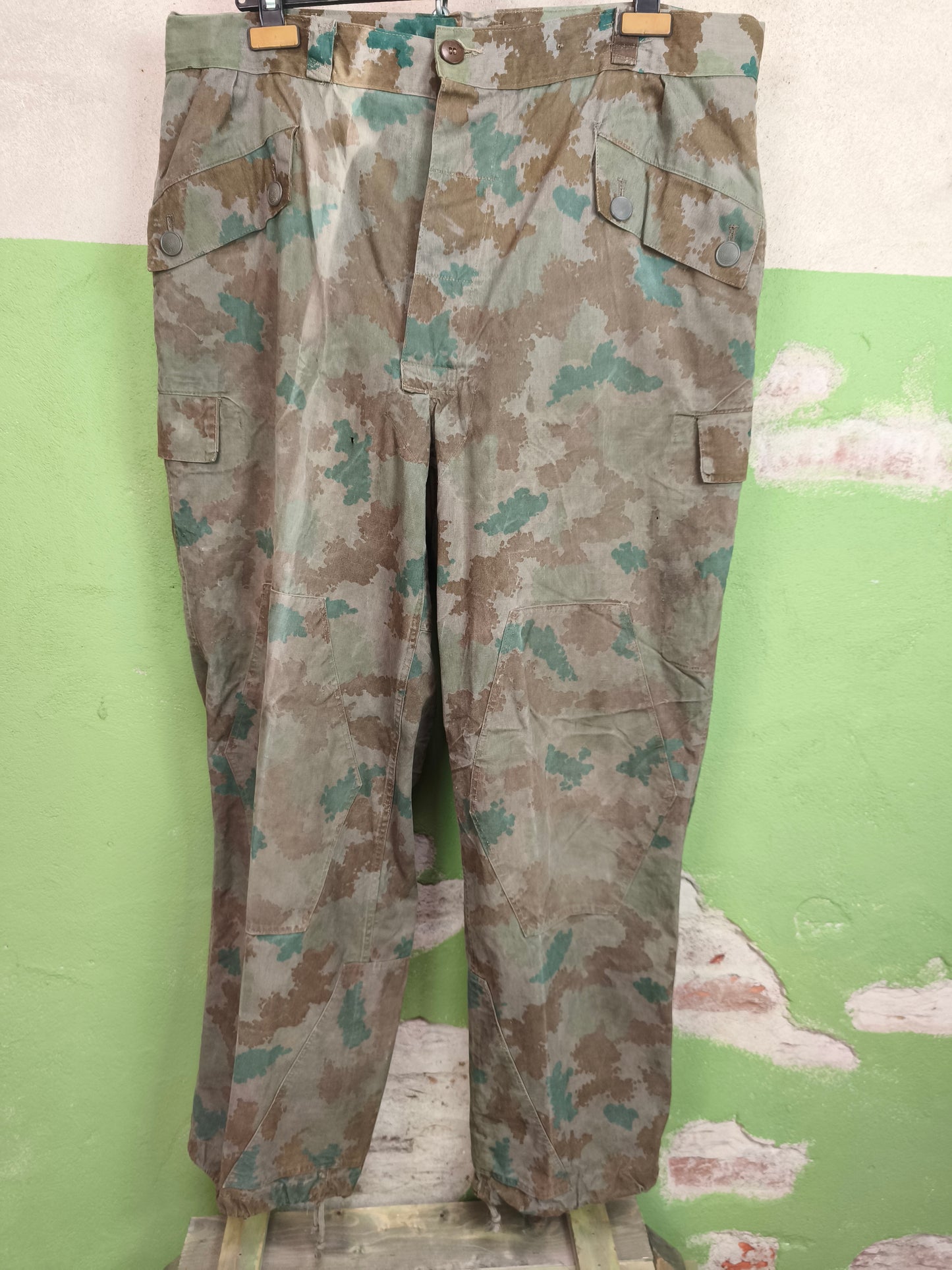 1961 Issued East German DDR / NVA M58 Blumentarn Pants Size 3 [XL]