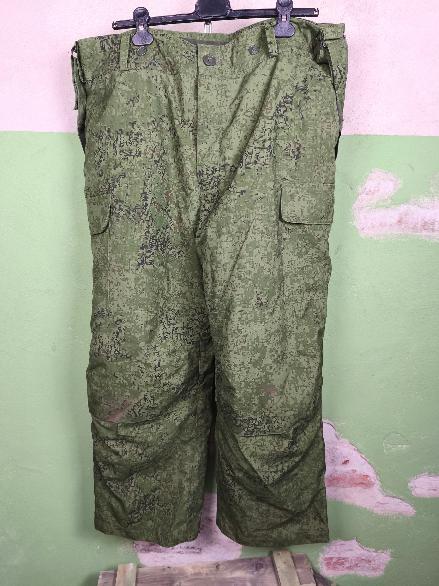 2011 Russian Digital Flora Winter pants 52-3