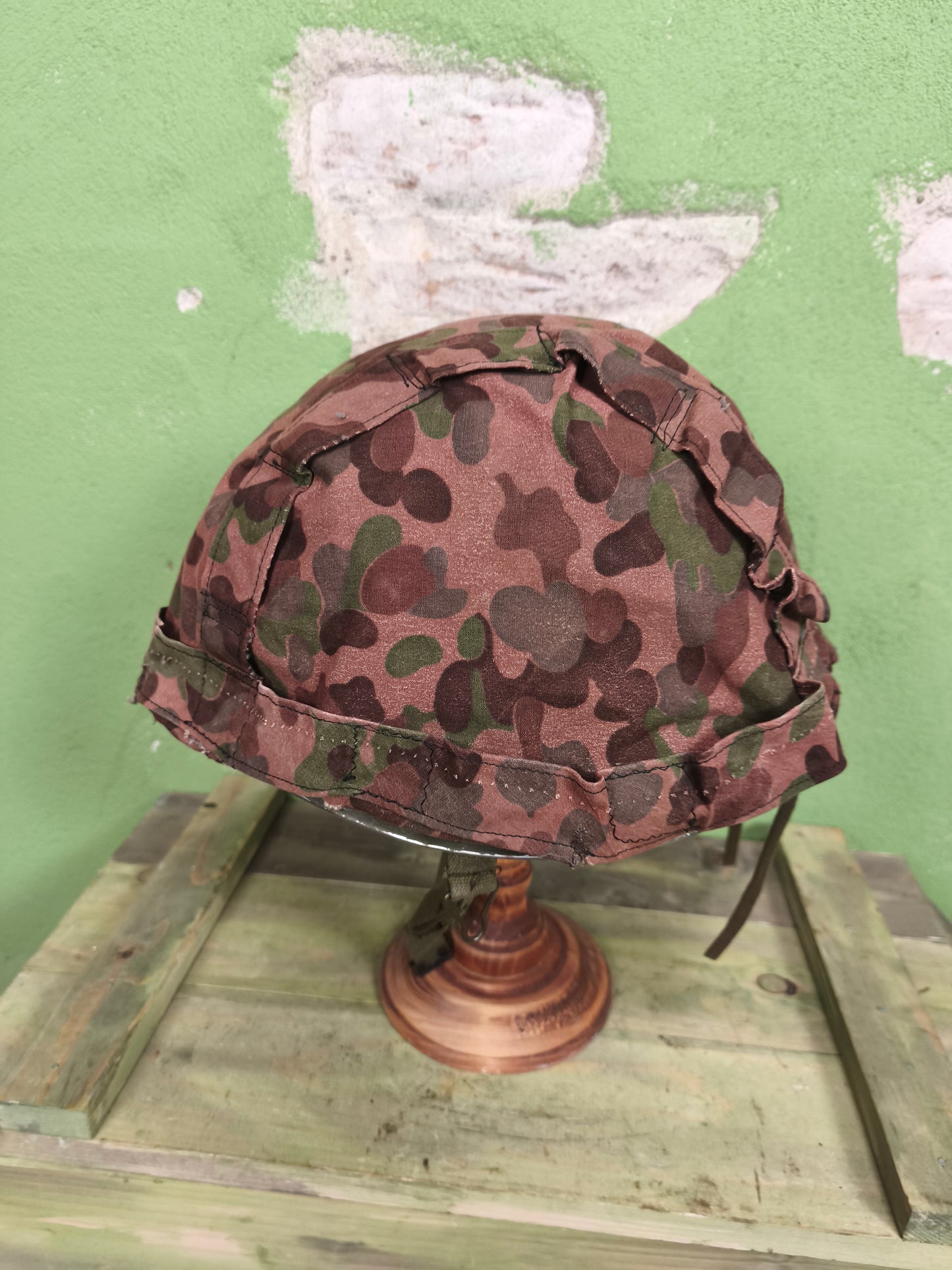 Austrian M1 Metal Helmet + 2 Covers [56-58]
