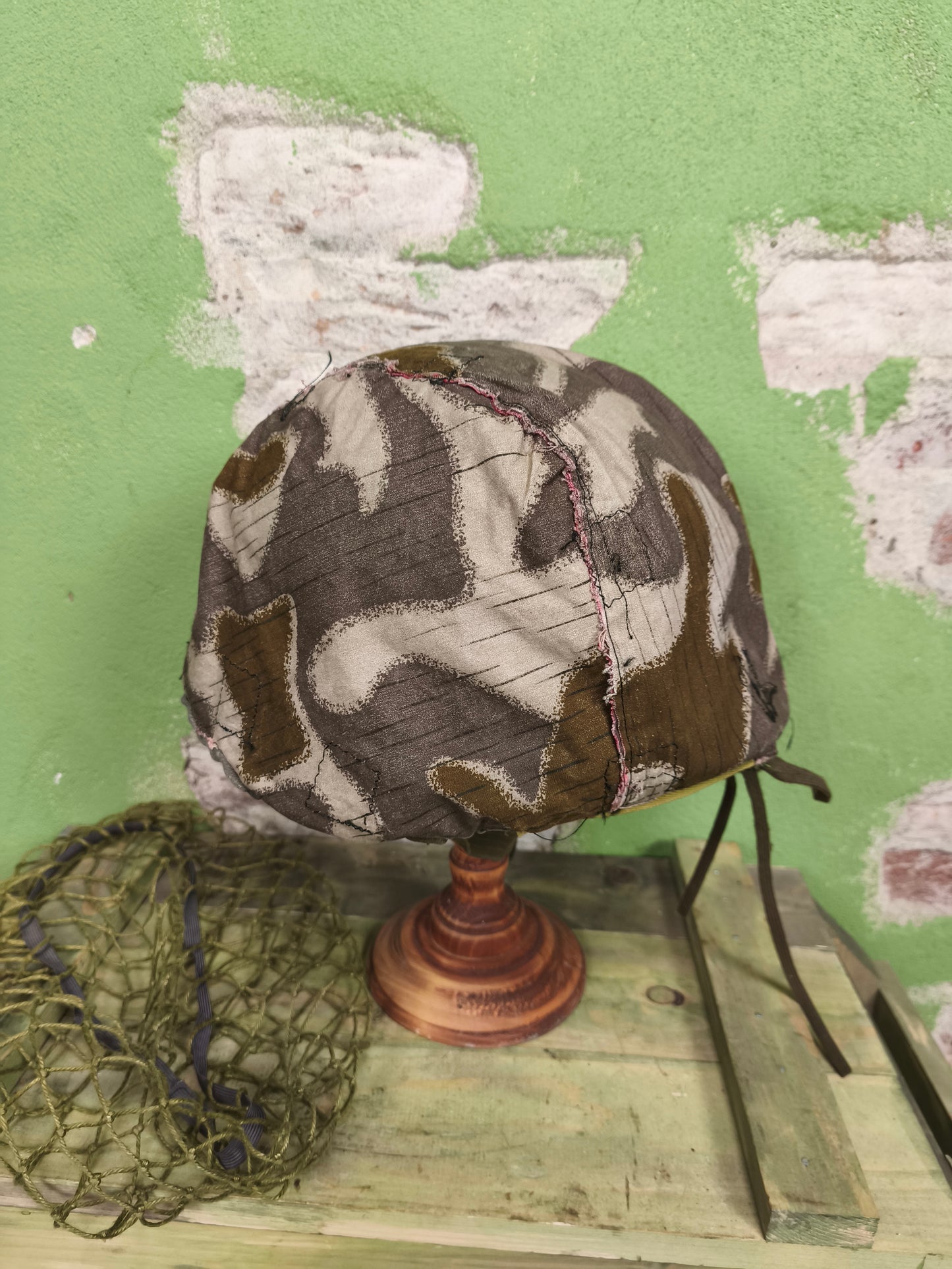 Austrian M1 Metal Helmet + 2 Covers [56-58]