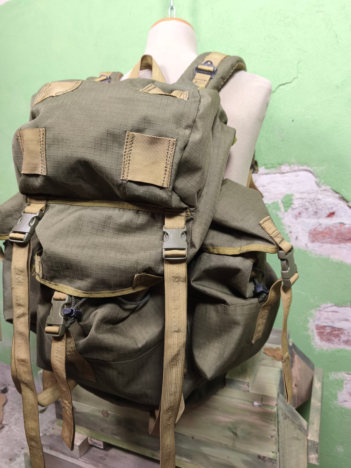 Issued Russian SSO 2004 Avizent "Tropic" Backpack FSB Contract