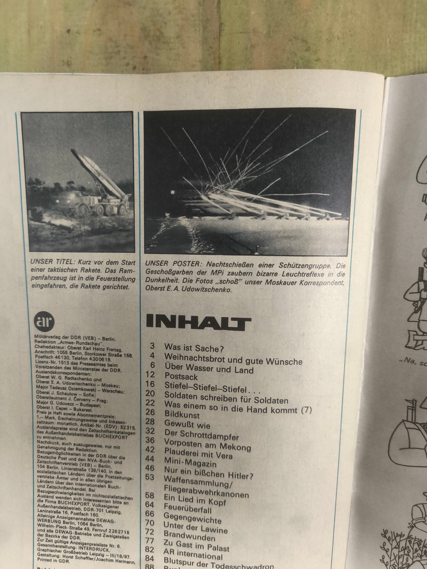 DDR Magazine: Armeerundschau /" Army Review"