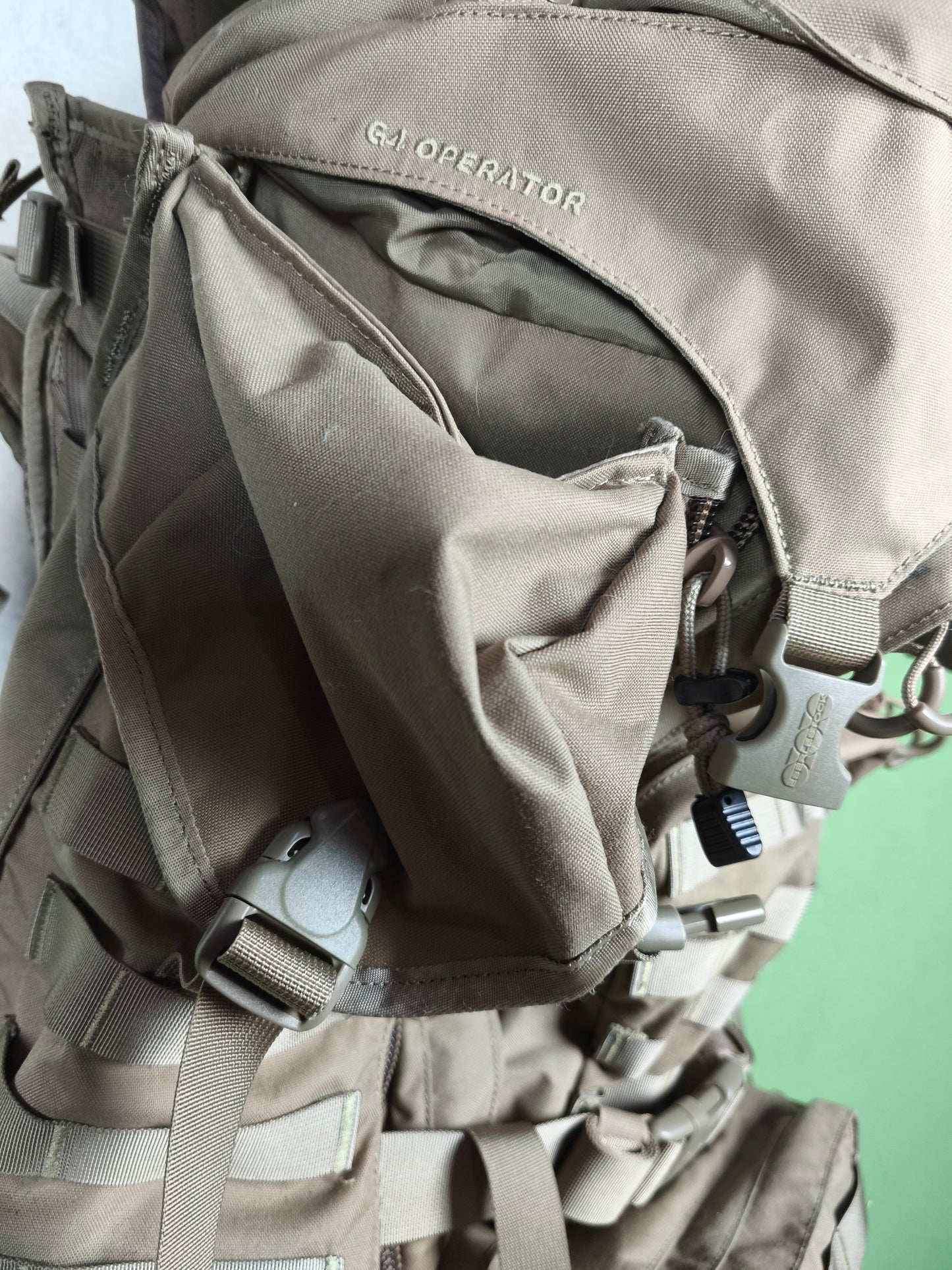Tactical Backpack: Eberlestock G4 Operator Coyote Brown