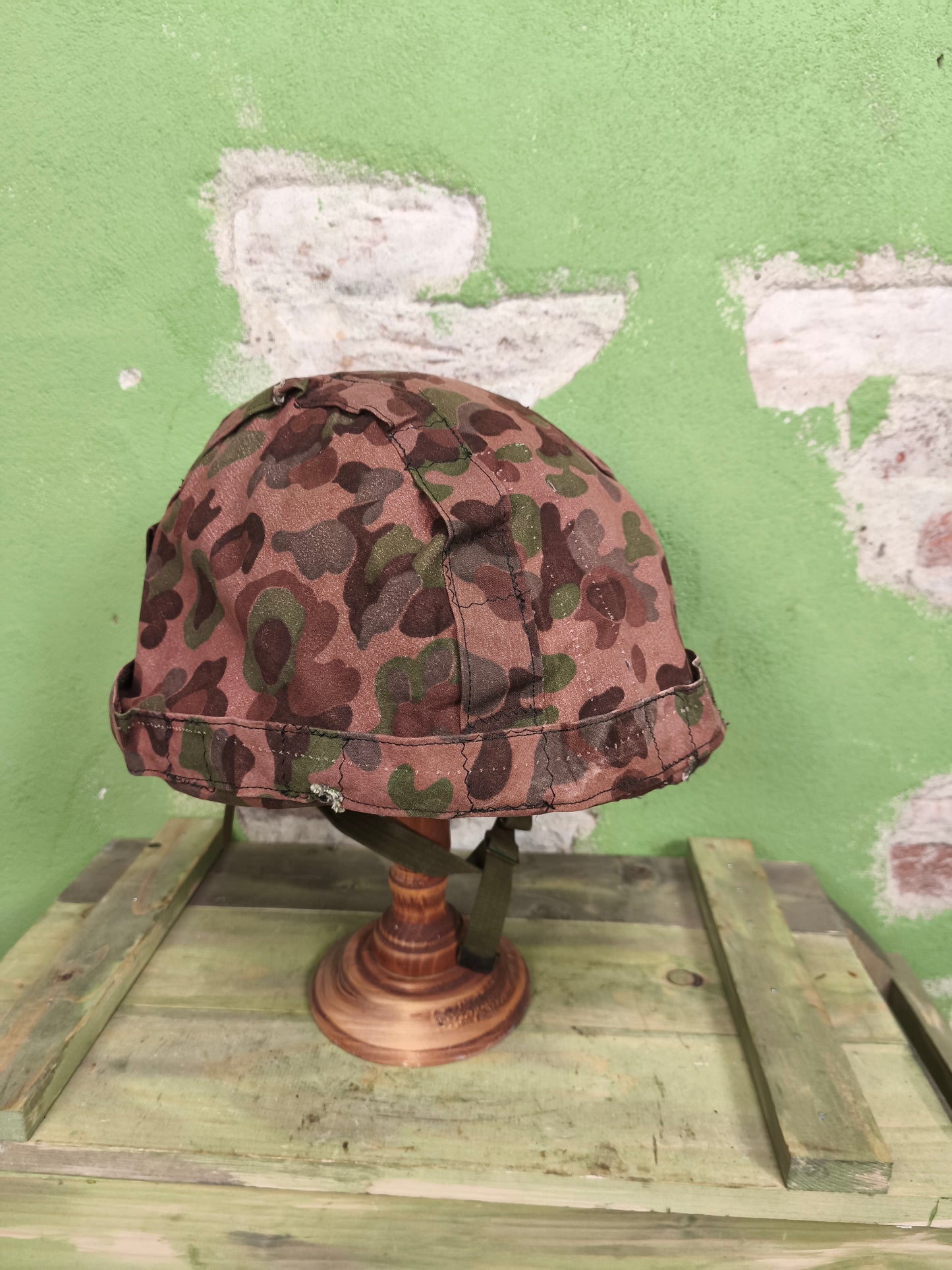 Austrian M1 Metal Helmet + 2 Covers [56-58]