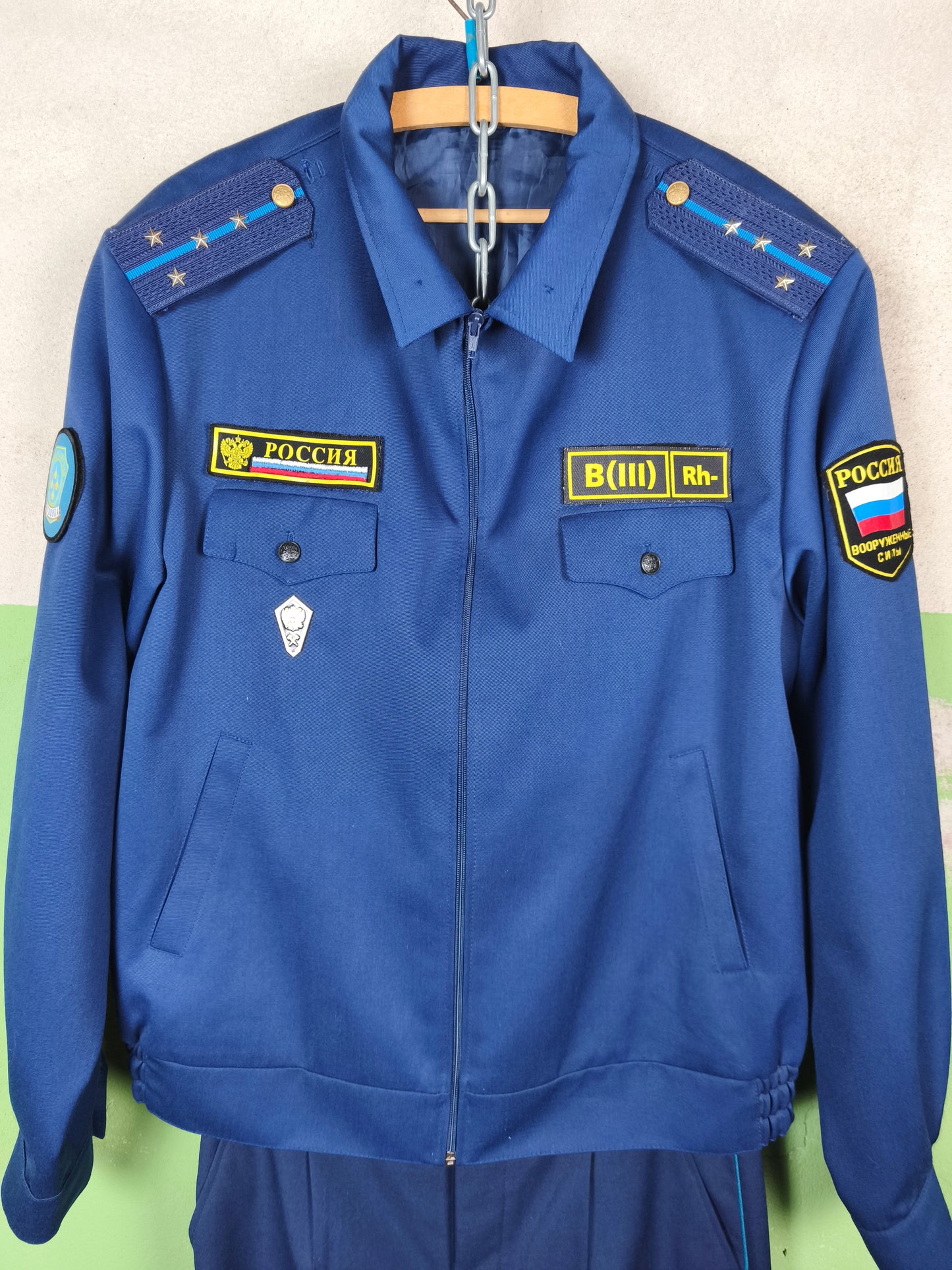 Issued 2012 Russian Captain Air Force Technical Service, Kubinka Airbase. "Russian Knights" [52-5]