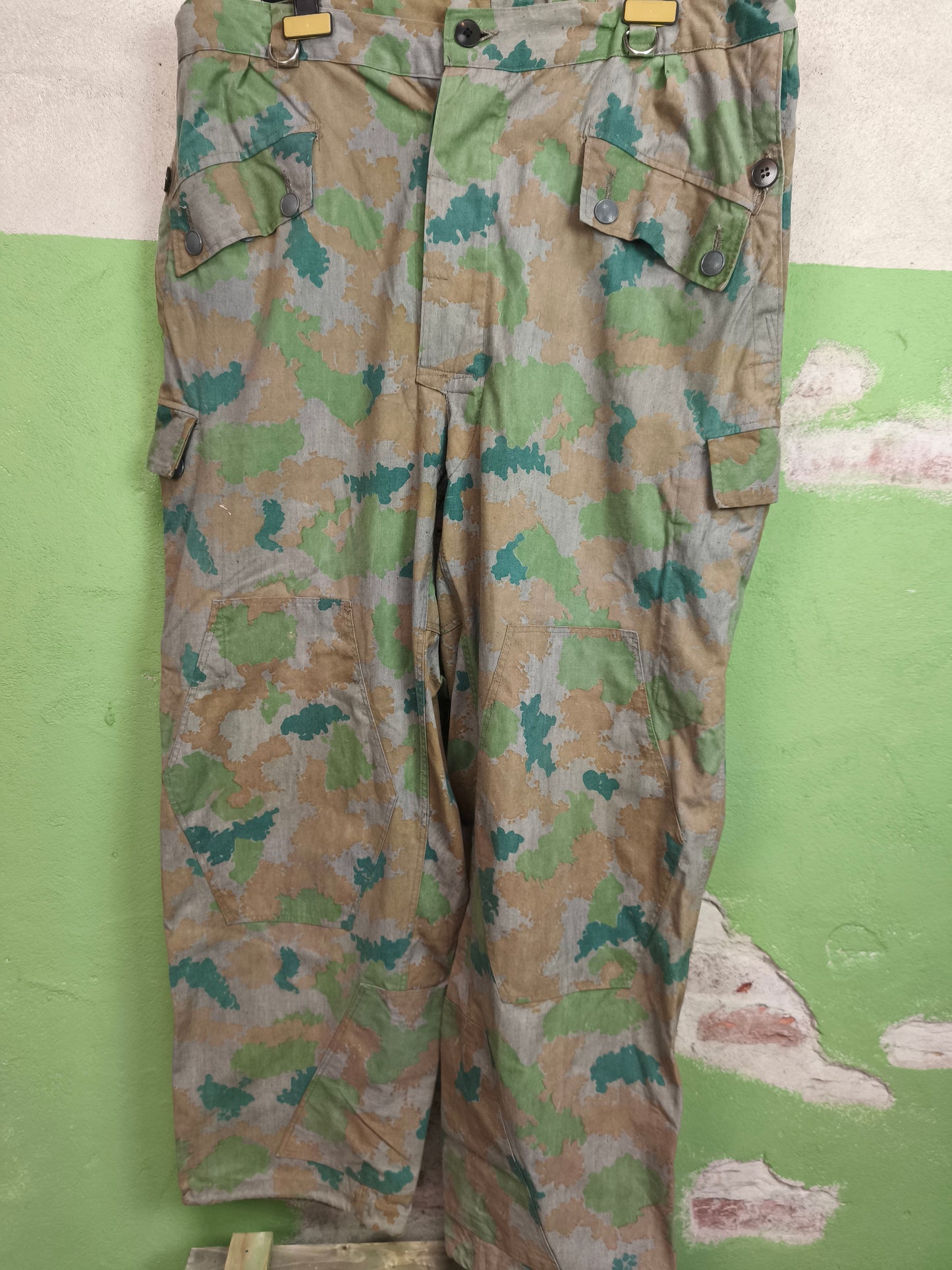 1963 Issued East German DDR / NVA M58 Blumentarn Pants Size 3 [XL]