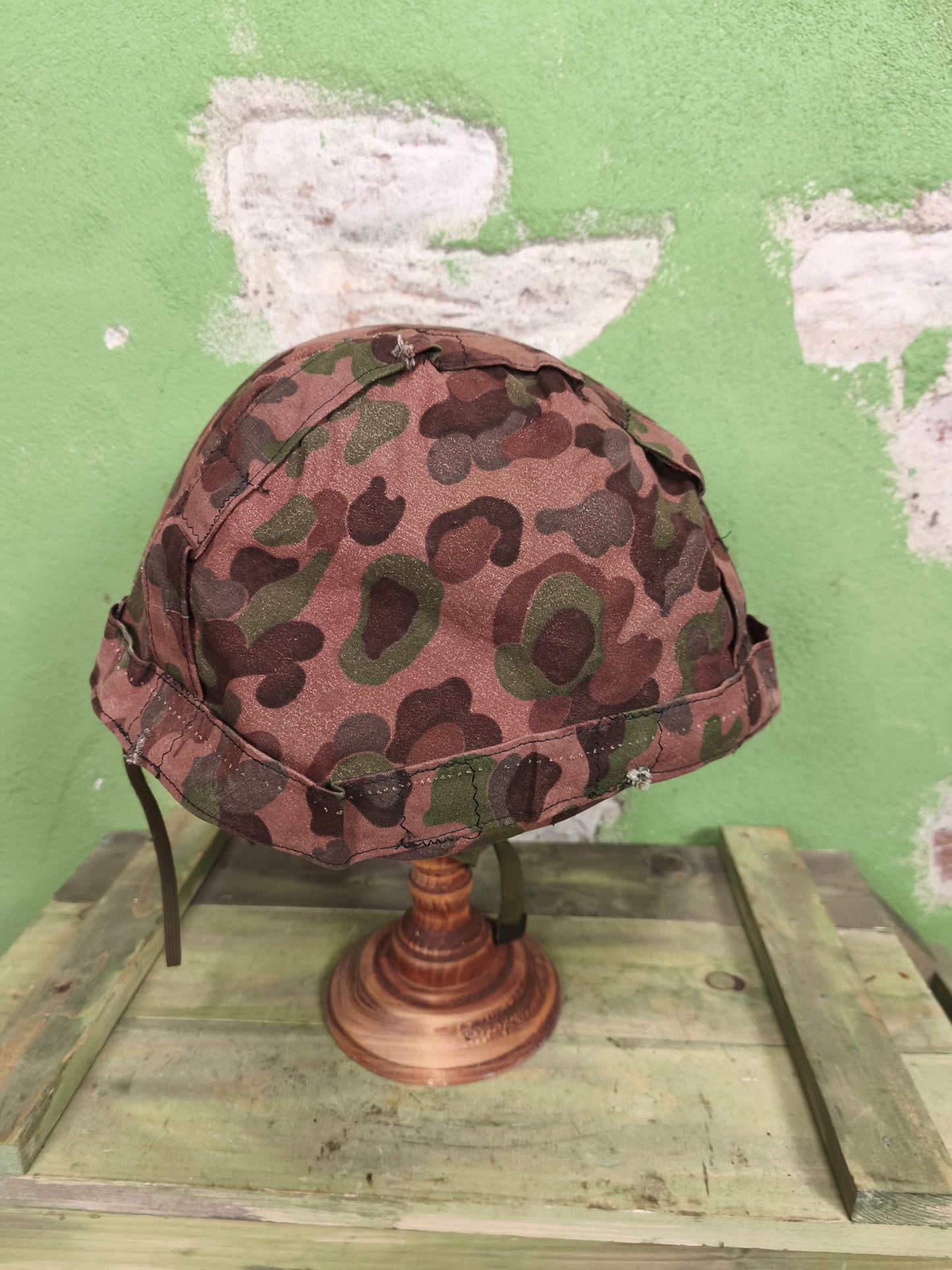 Austrian M1 Metal Helmet + 2 Covers [56-58]