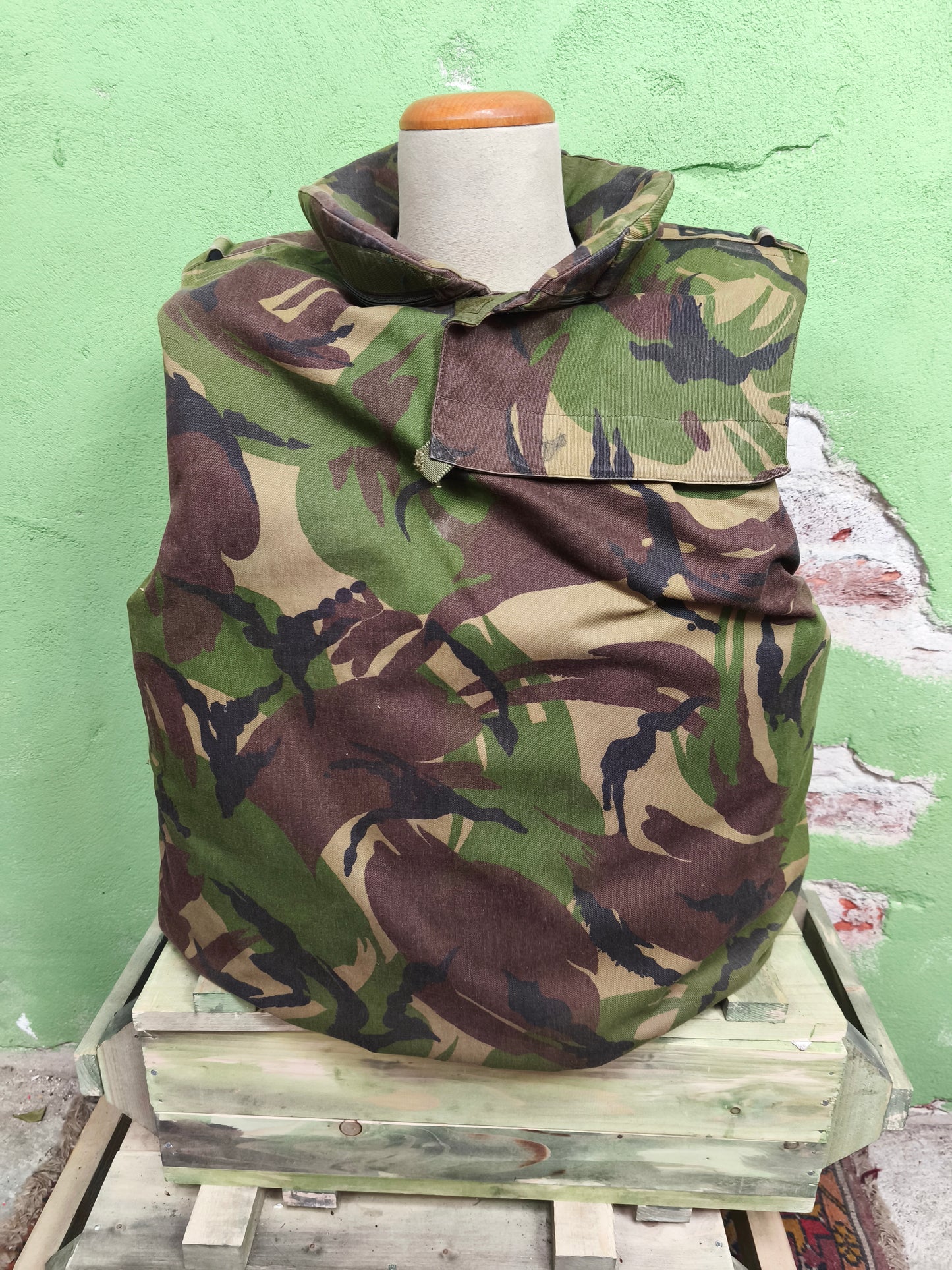 Issued Dutch DPM Flak Vest [XL]