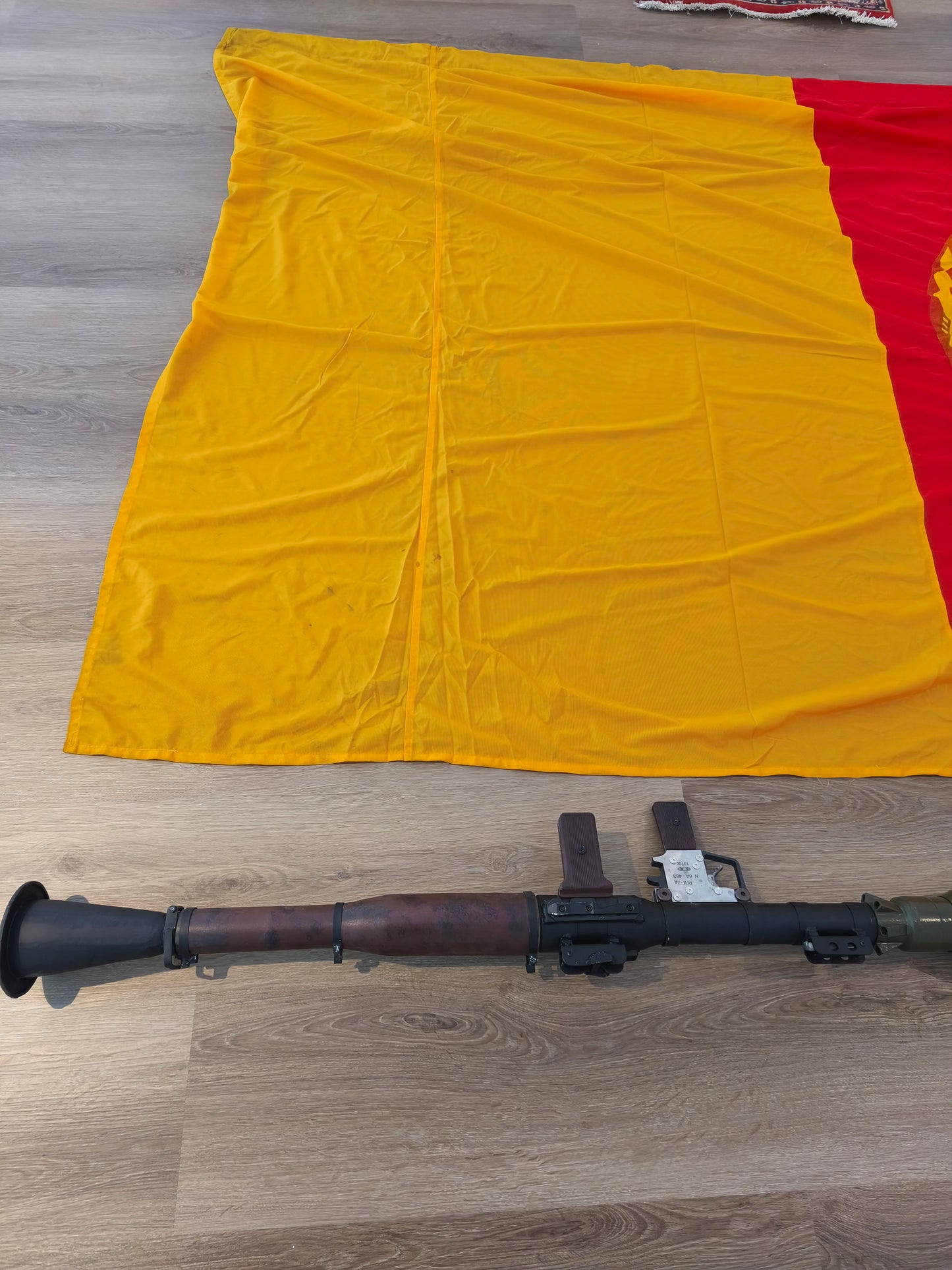 Massive DDR Banner Flag 355x160cm