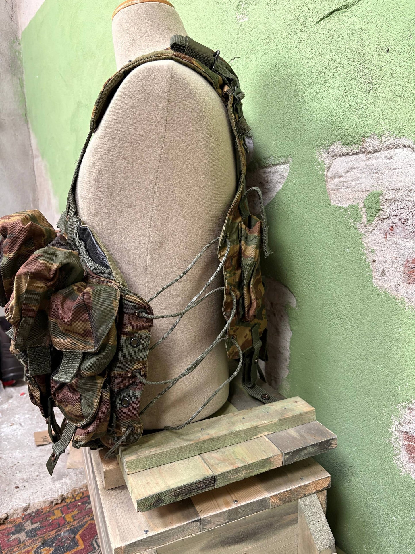 2002 ANA Grad-1 Vest Kamysh