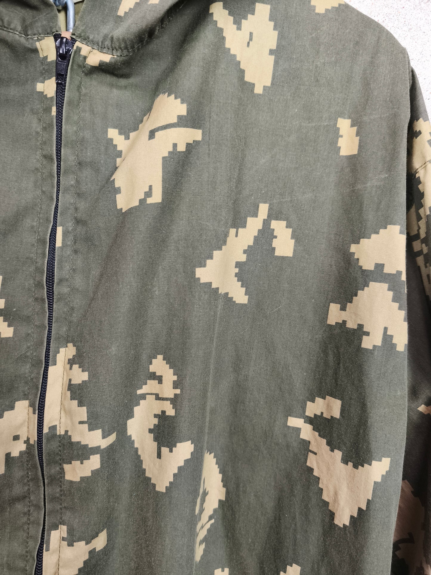 Issued Berezkha Gold Wind jacket "klmk" 52-5