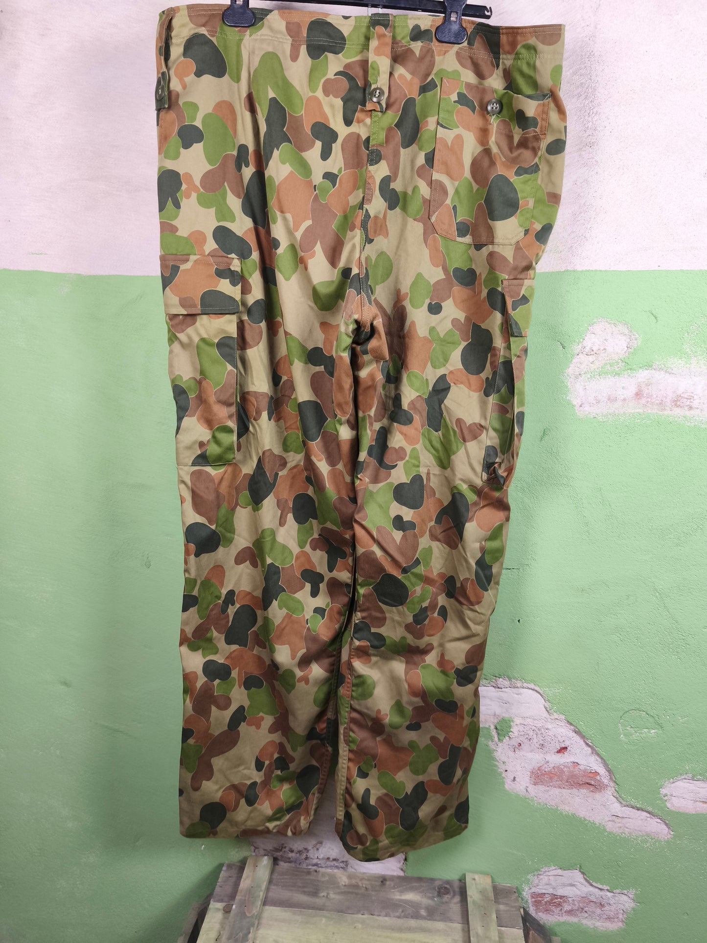 Unissued 1991 Auscam DPCU pants XXL-long