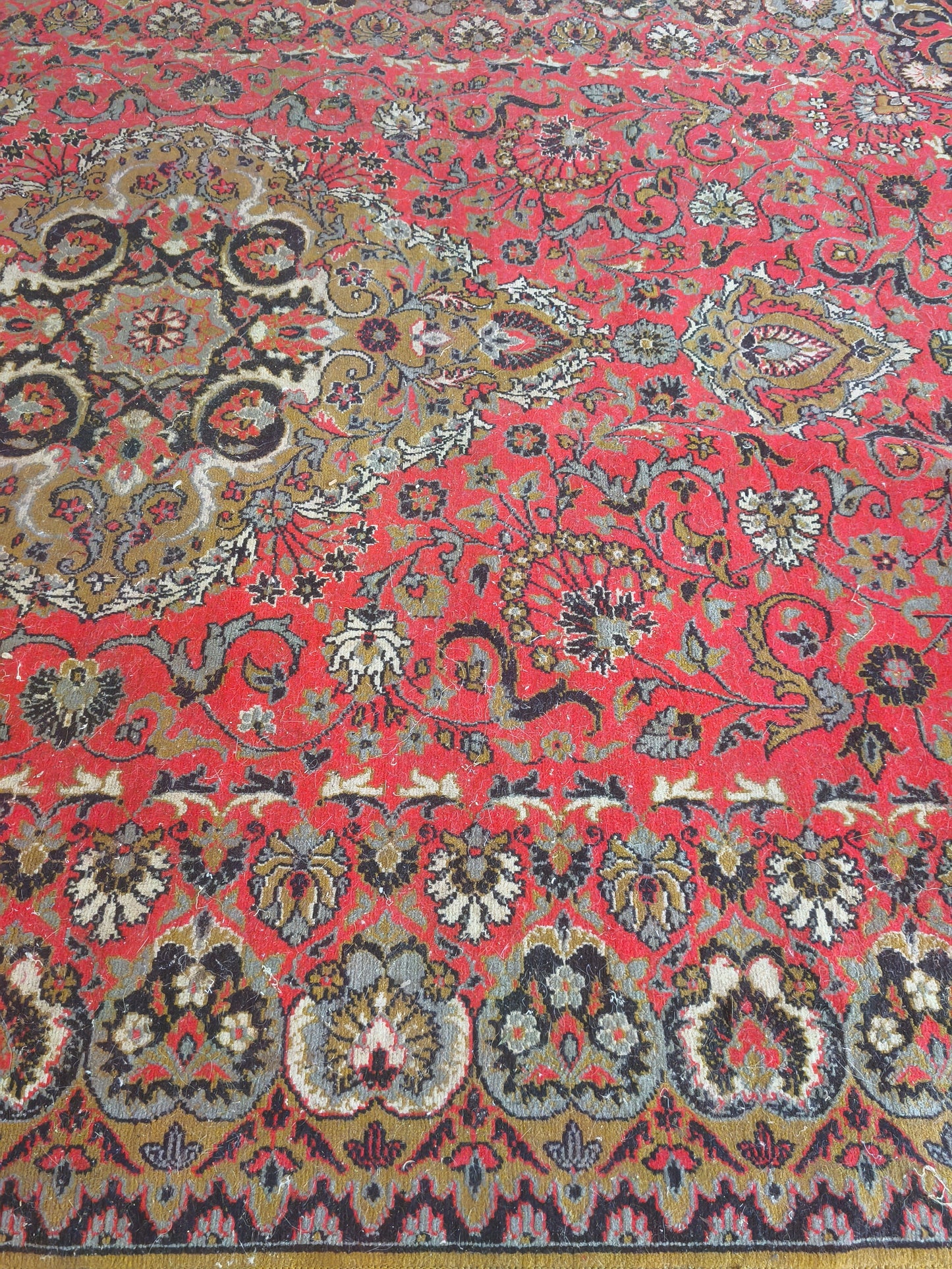 Soviet Wall Carpet 300x200cm / 6.5 x 9.8 feet