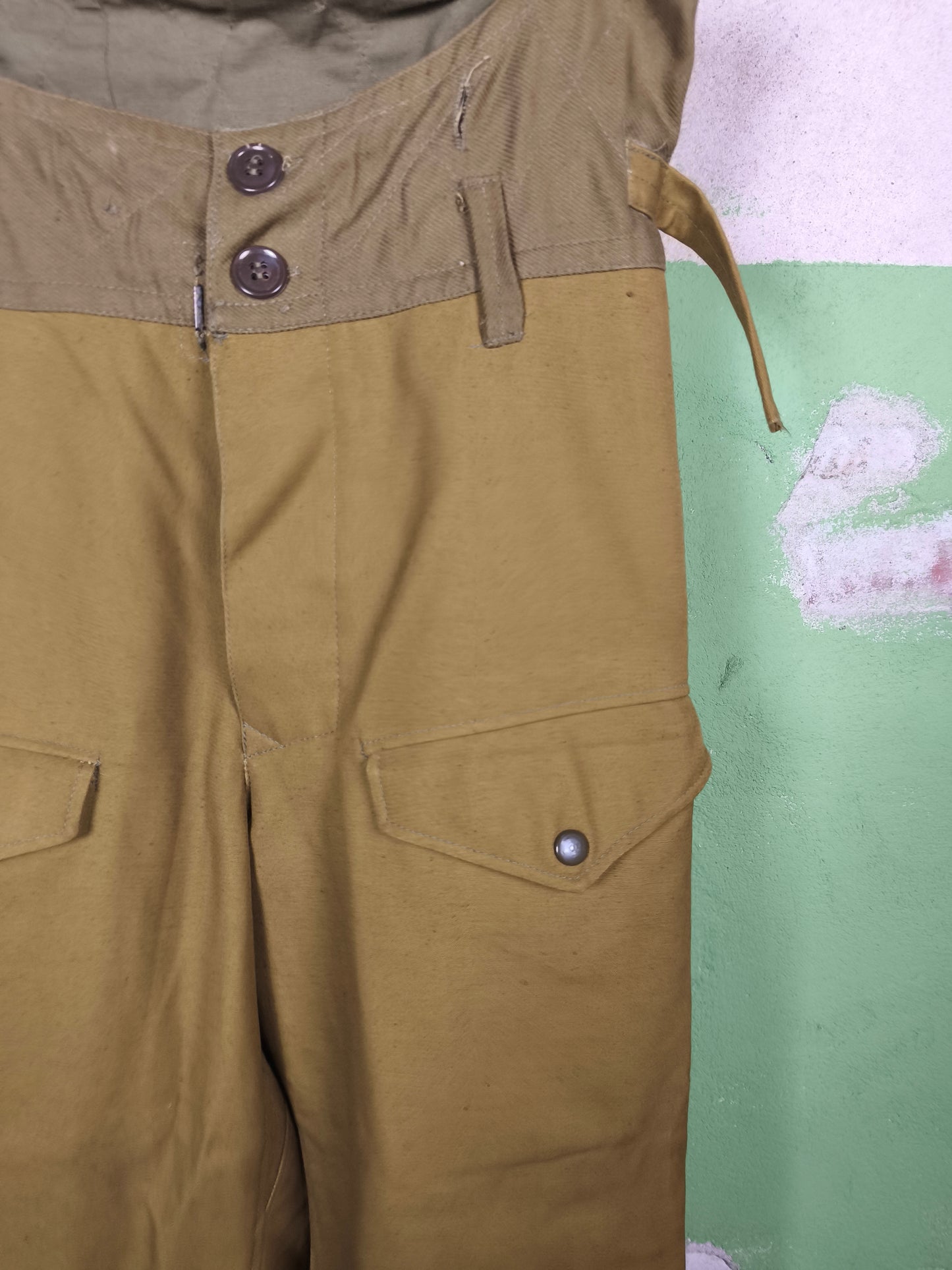 Unissued 1991 Soviet M69 Captain Tankist Uniform [48-3]