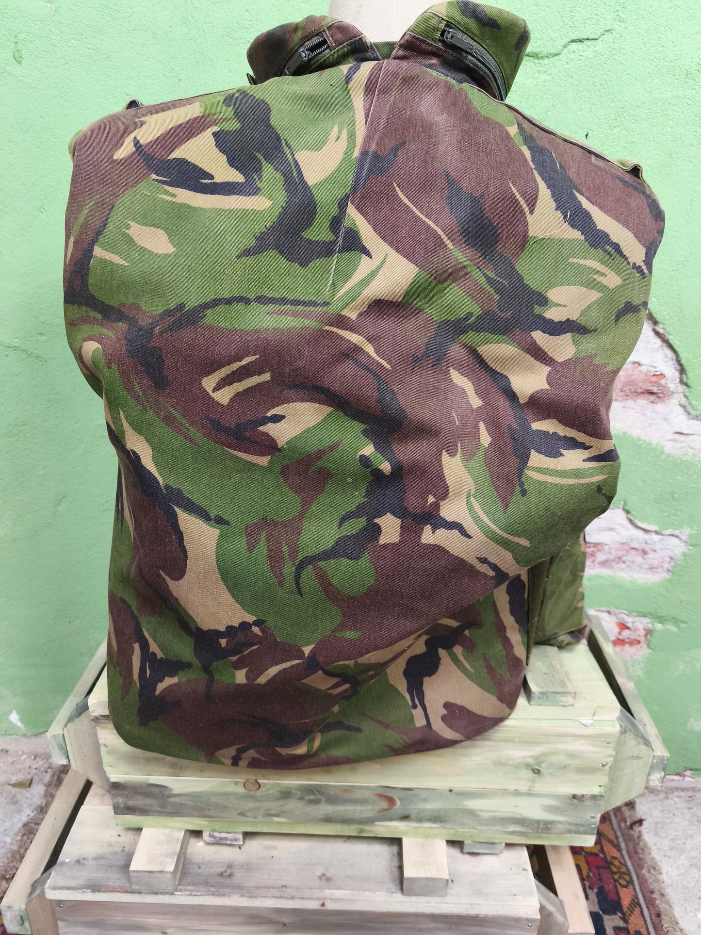 Issued Dutch DPM Flak Vest [XL]