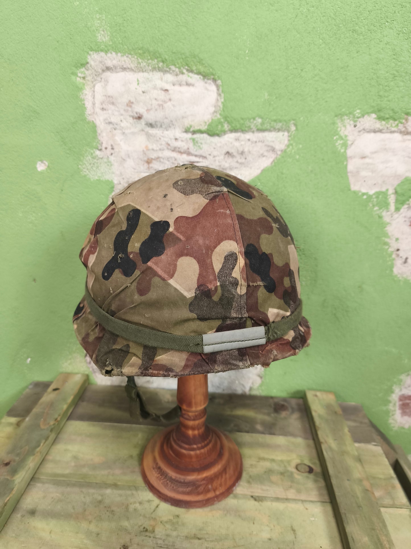 West German Bundeswehr M1 Metal Helmet + Reversible Amoeba Cover [56-58]