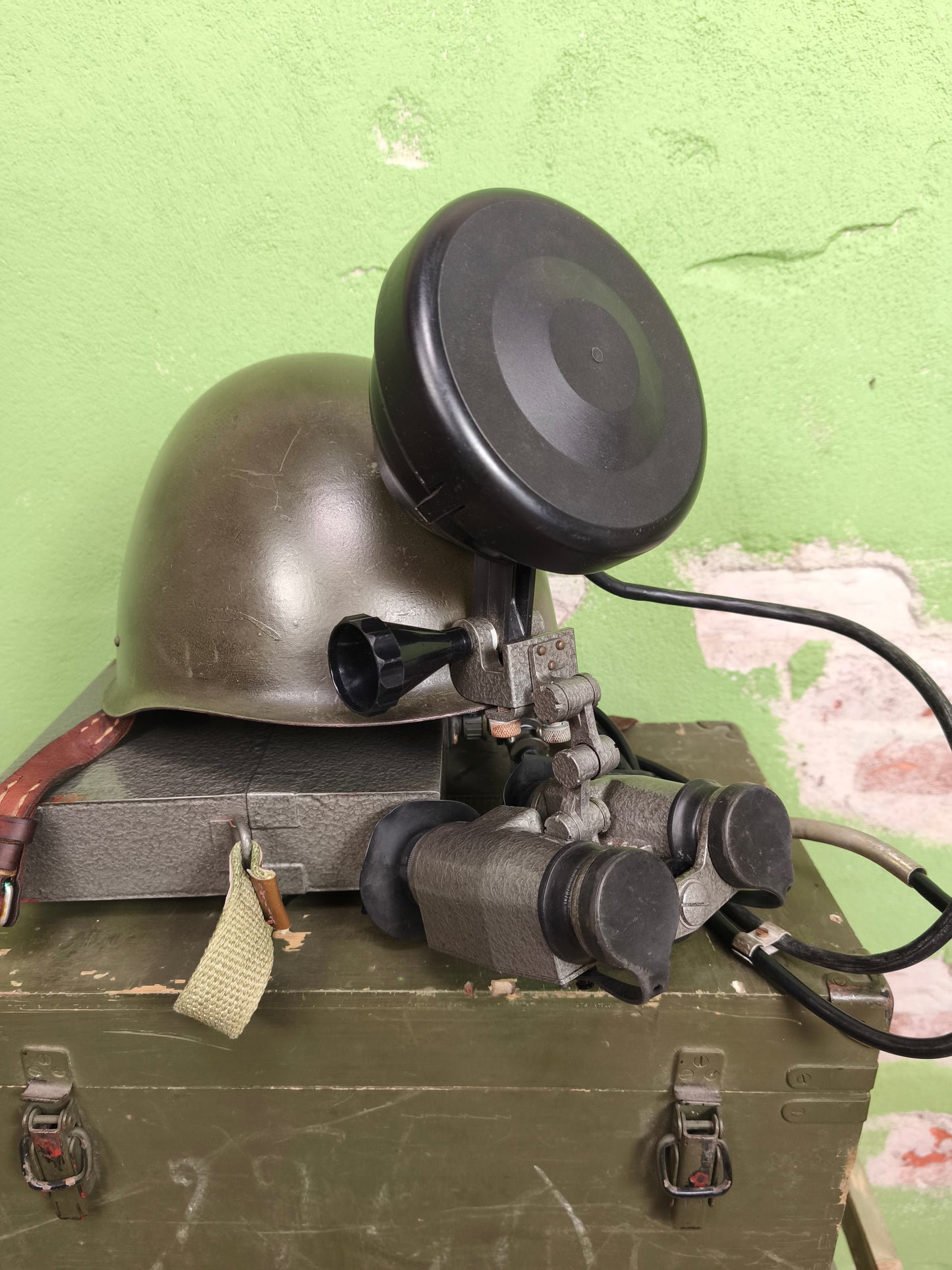 [WORKING] Polish NS-71 Gen0 Night Vision Device