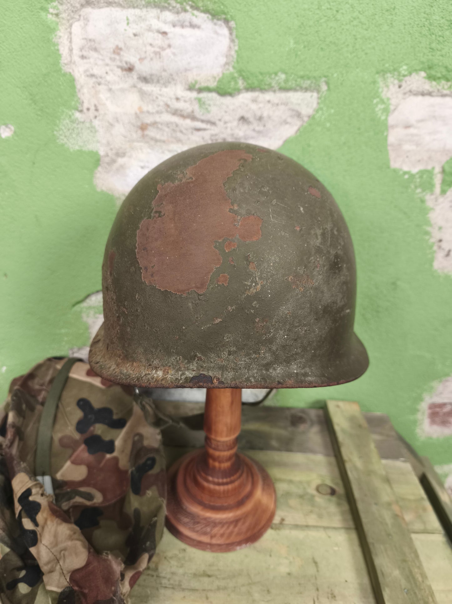 West German Bundeswehr M1 Metal Helmet + Reversible Amoeba Cover [56-58]