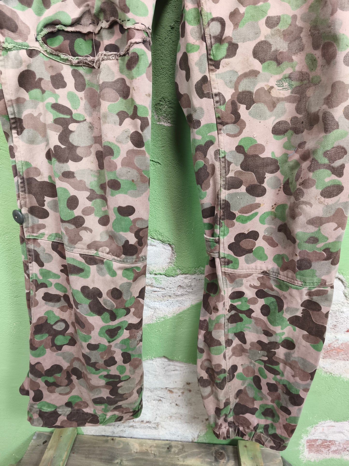 Issued Austrian Army Pea Dot / Erbsentarn Field Pants [S-Long]