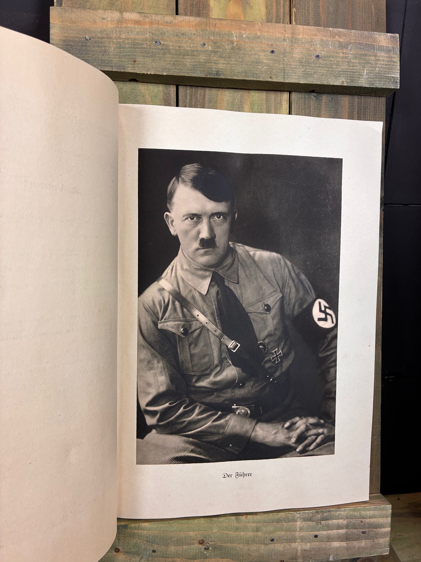1933 Kampf ums Dritte Reich- Historical Propaganda Album