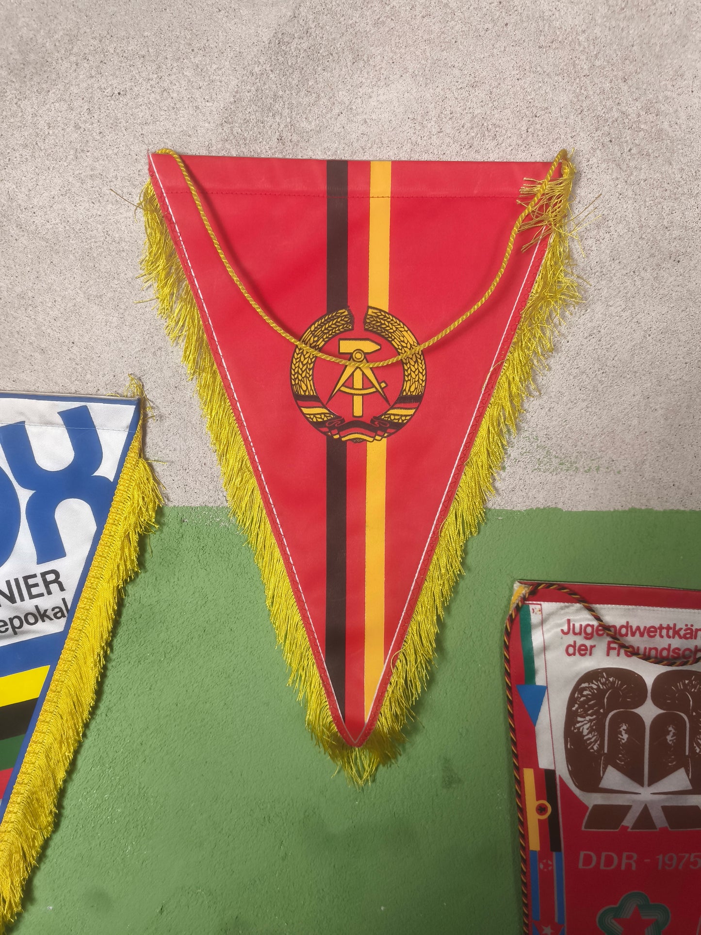 Random Large DDR Pennant