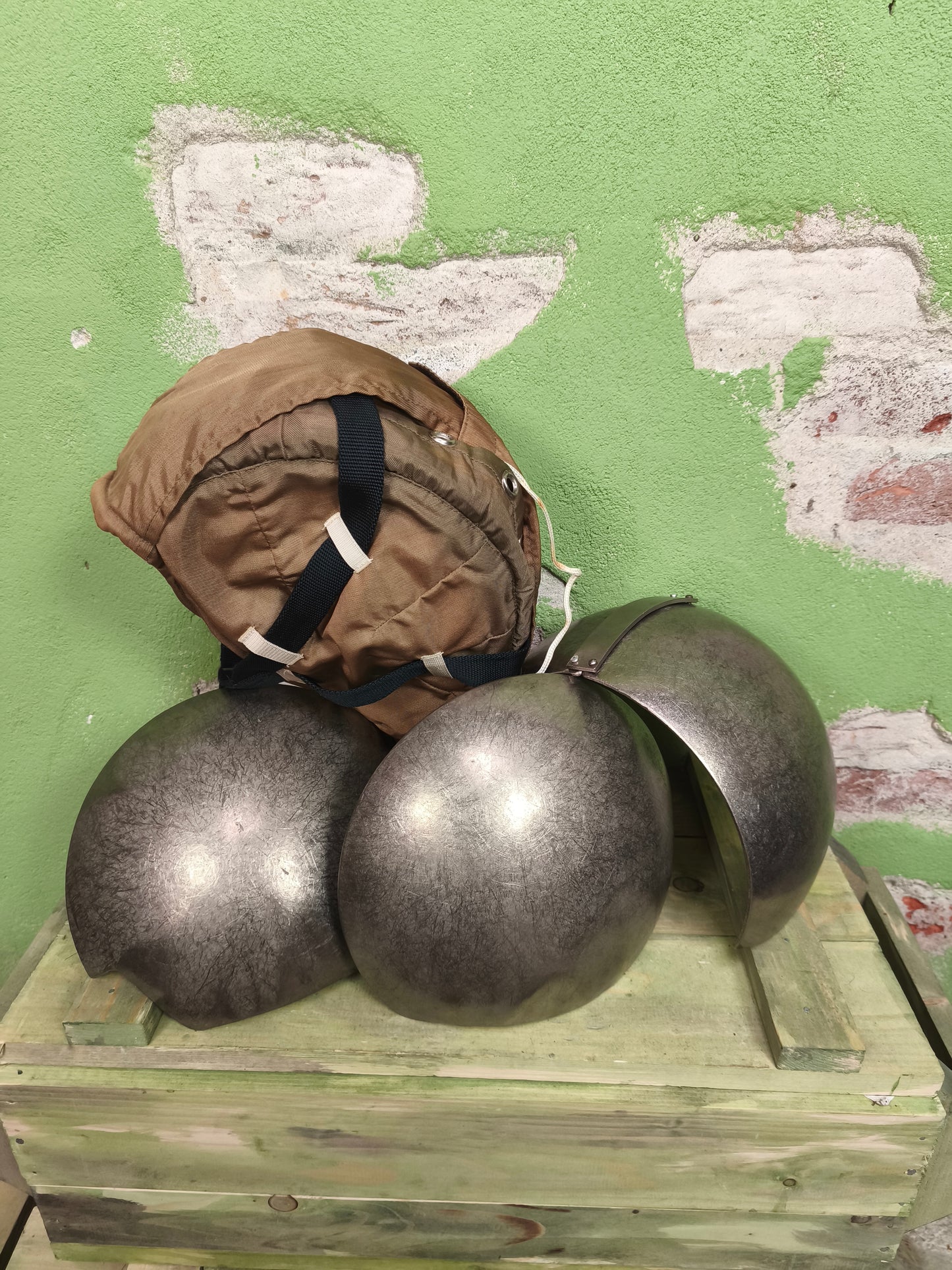 Issued Titanium StsH-81 ''Sfera'' helmet + VSR-93 Cover